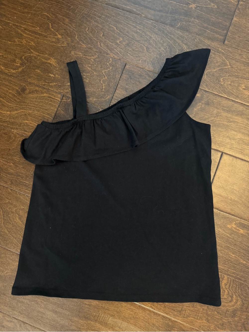 crown & ivy Black One-Shoulder Ruffle Girls Top
